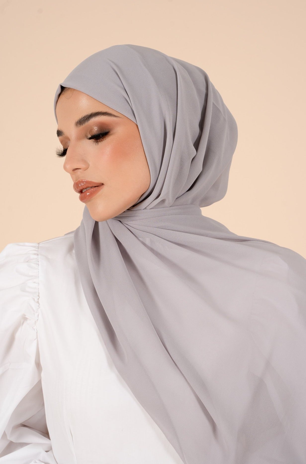 Hijab en crêpe doux Gris Glacier - CAVE LONDON