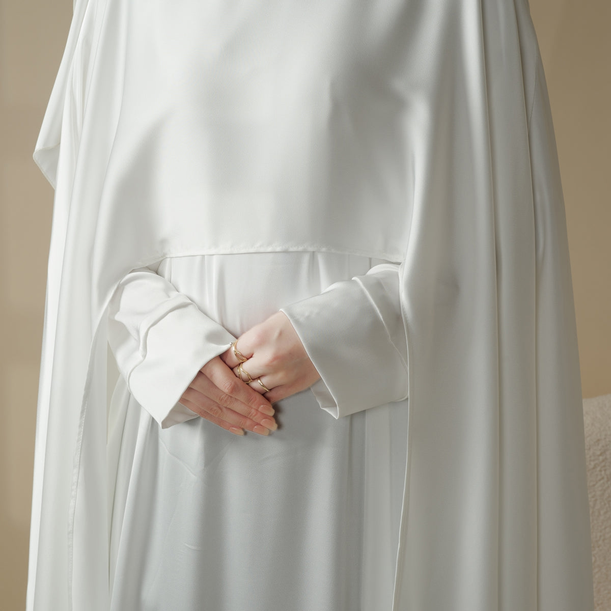 Abaya de mariage 3 pièces (Pré-commande 20 jours) - Mariam's collection