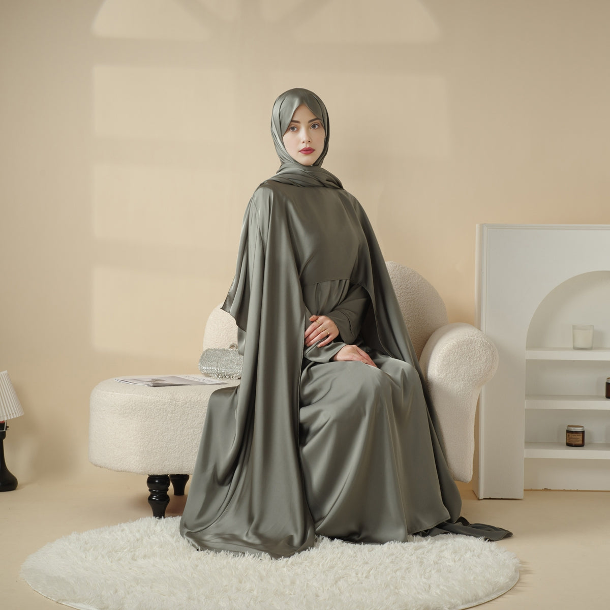 Abaya de mariage 3 pièces (Pré-commande 20 jours) - Mariam's collection