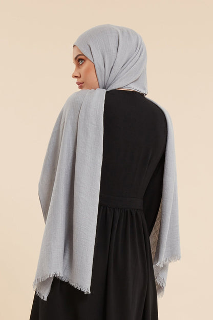 Hijab en coton et laine gris - CAVE LONDON