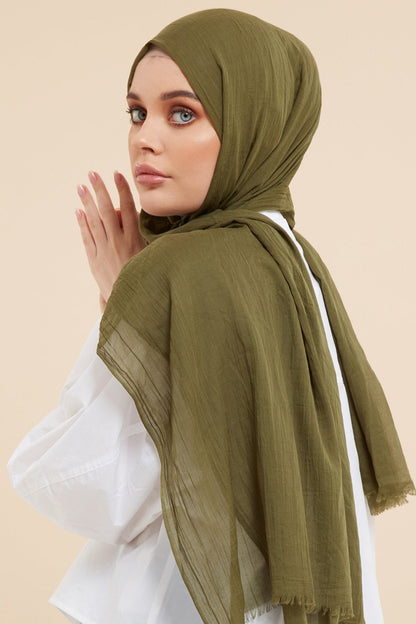 Hijab en coton et soie Khaki - CAVE LONDON